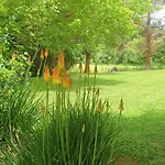 Maddy - Au Clos De Guest house